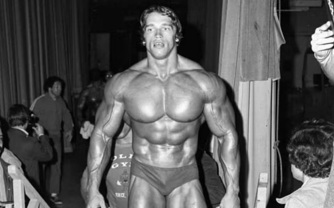 Arnold Schwarzenegger foto início de carreira como fisiculturista